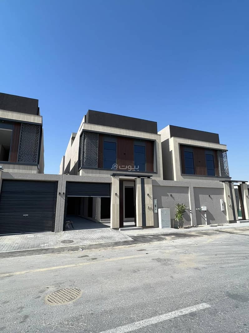 Detached Villa + Annex For Sale In Al Amwaj, Al Khobar