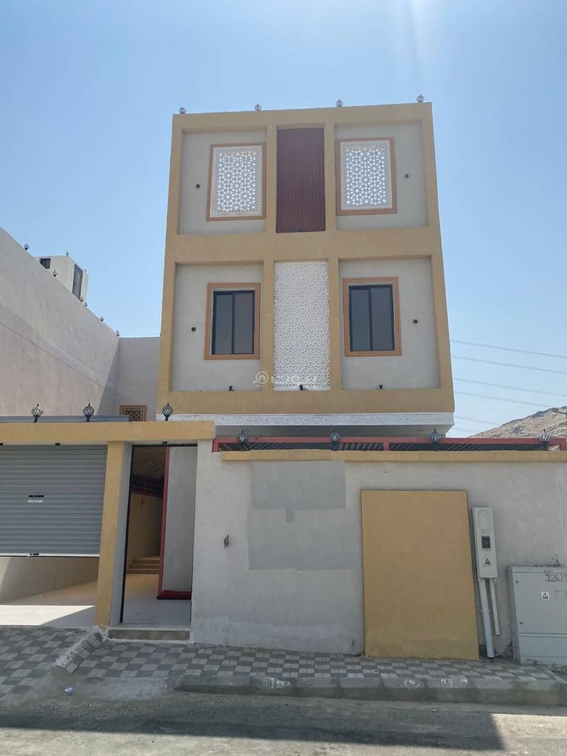 Separate villa for sale in Al Ukayshiyyah, Makkah