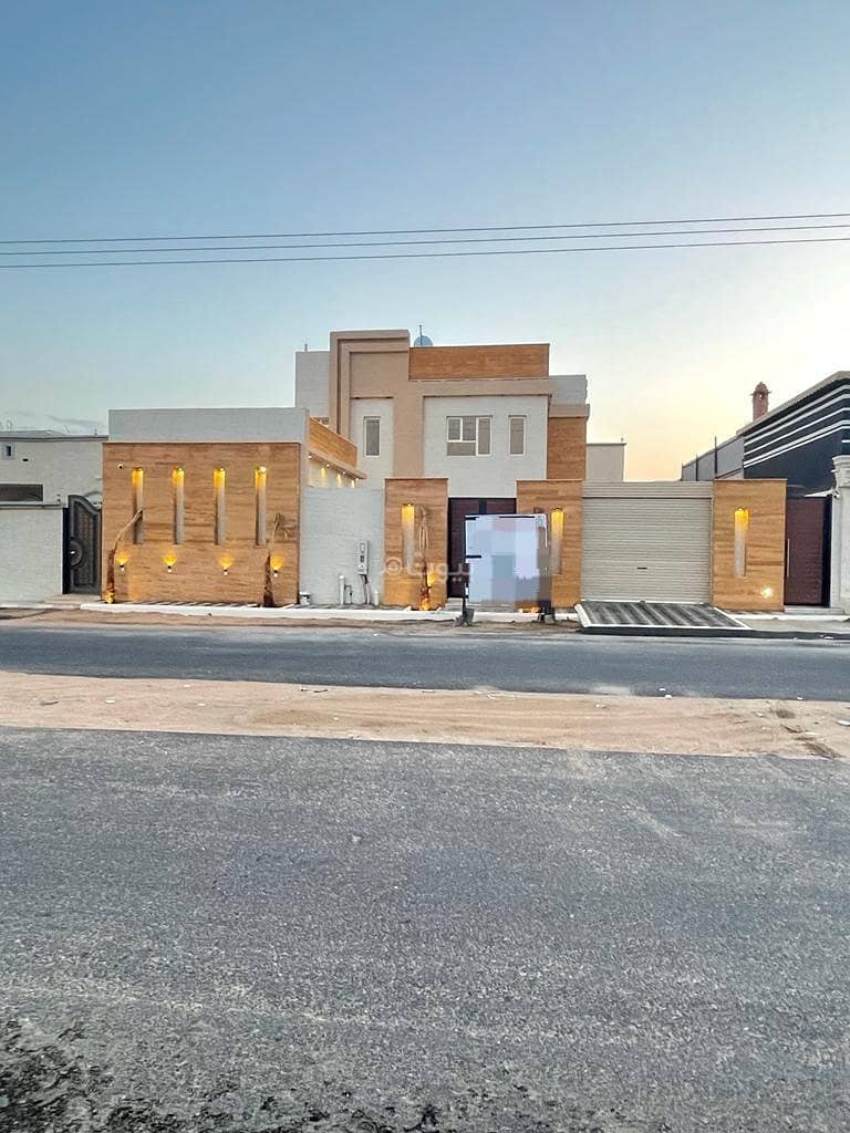 Detached Villa + Annex For Sale In Al Rawda, Najran