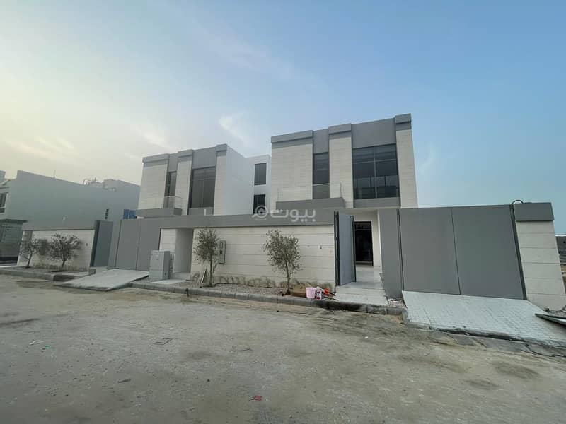 Separate villa with internal staircase for sale Al-Sadafa Al-Bahr neighborhood, Al-Khobar