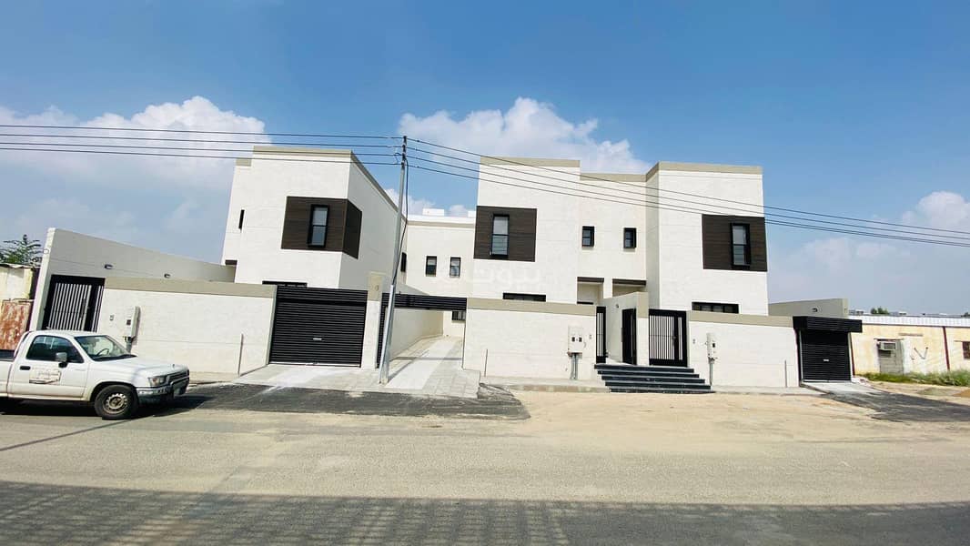 Semi-attached villa + annex for sale in Al-Rashidiya 1 district, Makkah