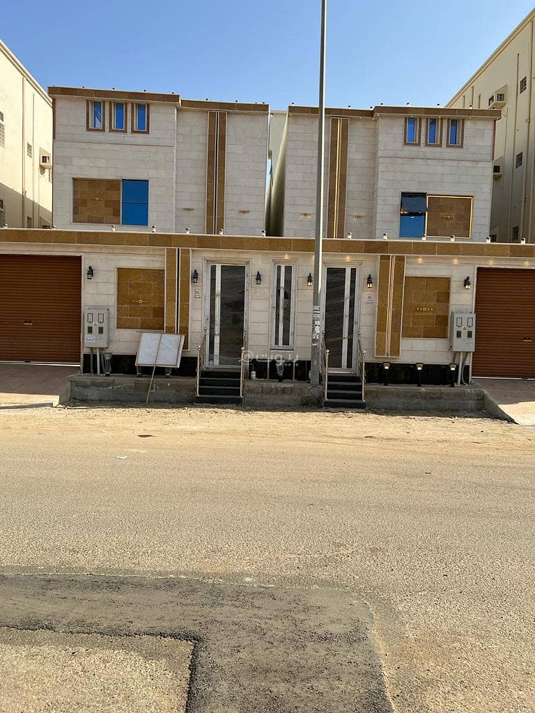Separate villa + annex in Al-Asilah, Abu Arish
