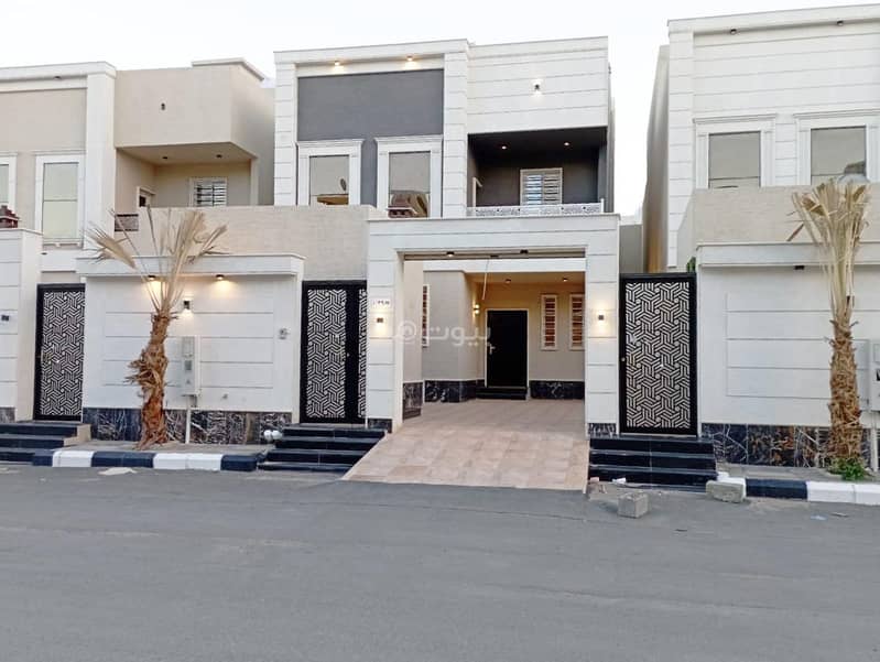 Separated Villa + Annex For Sale In Al Mahalah, Abha
