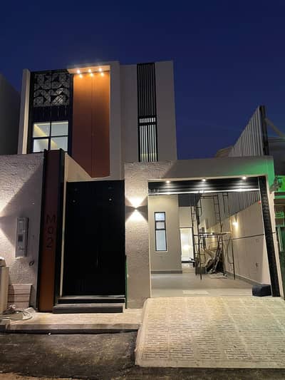 4 Bedroom Villa for Sale in Riyadh, Riyadh Region - Separate villa + annex for sale in Ishbiliyah, East Riyadh