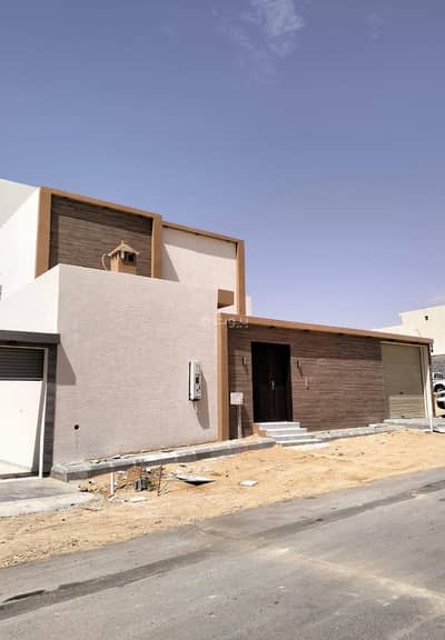 5 Bedroom Villa for Sale in Buraydah, Al Qassim Region - Separate villa for sale in Al Qaa Al Barid, Buraydah