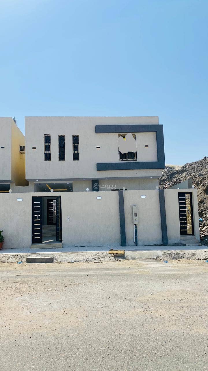 Semi-attached villa for sale + annex in Al Ukayshiyyah, Makkah