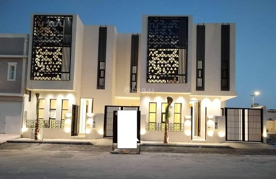 Semi-connected villa, two floors + an annex, an internal staircase - Riyadh, Al-Mahdiya district.