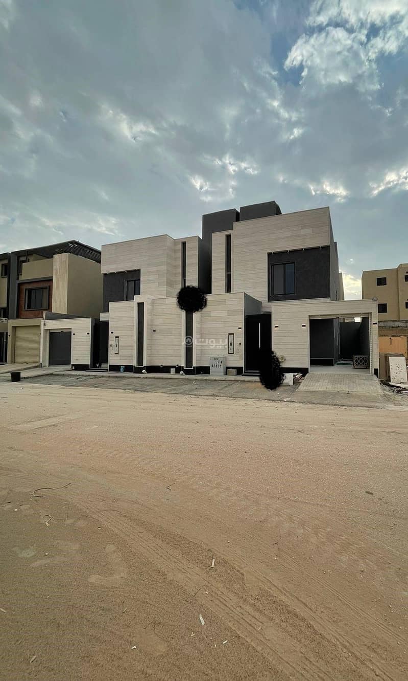 Contiguous villa + annex for sale in Al-Qadisiyah district, east of Riyadh