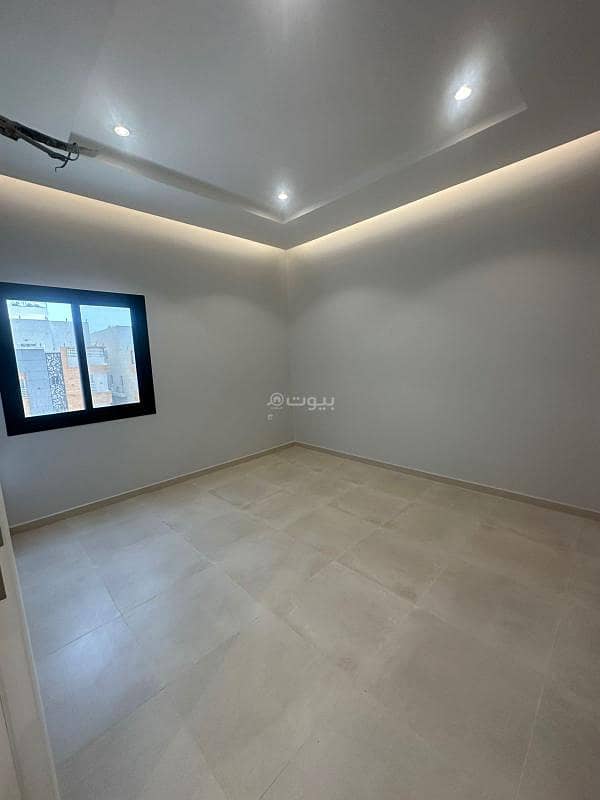 4 bedroom apartment for sale on Abu Abdullah Al-Jilani Street, Wahat, Jeddah