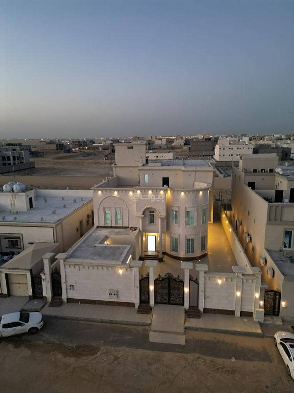 10 Room Villa For Sale - Al Khobar, Al Kousar