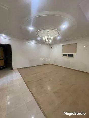 شقة 5 غرف للإيجار في شارع الميسمية، الرياض