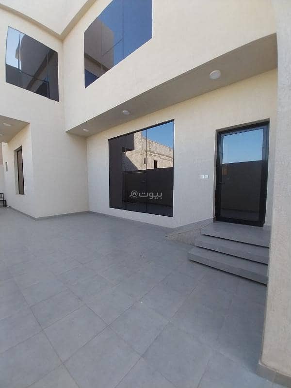 10-Room Villa For Sale in Al Mohammadia 1, Jazan City