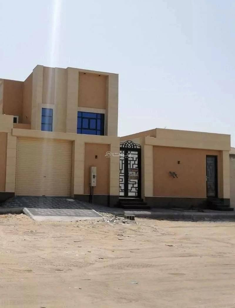 7 Rooms Villa For Sale in Al Sheraa, Al Khobar