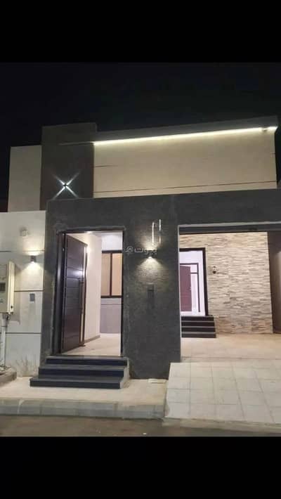 7 Bedroom Villa for Sale in Jida, Makkah Al Mukarramah - 7 Rooms Villa For Sale 32 Street, Al Faroussiyah, Jeddah