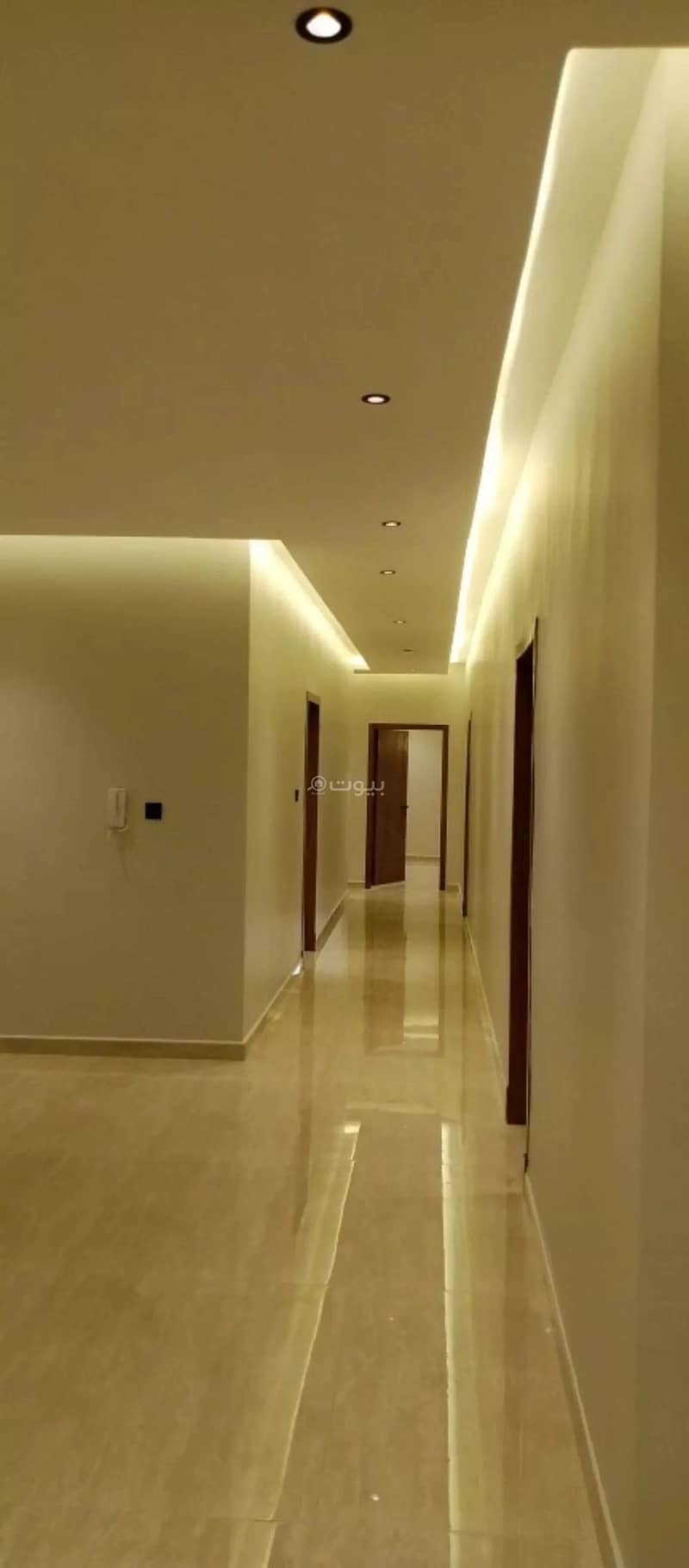 6 Rooms Apartment For Sale on Al Khobar-Solw Seafront Street, Dammam