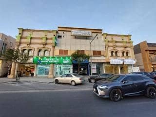 For rent, a shop showroom in Al-Mohammadiyah district on Takhassusi street, Riyadh