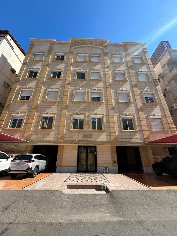 6 Room Apartment For Rent in Ali Al Alif Street, Jeddah