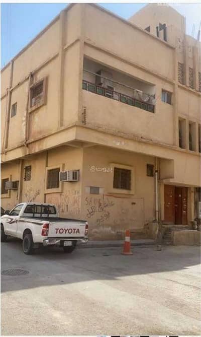 Residential Building for Sale in Central Riyadh, Riyadh - 12-Room Building For Sale, Gubeira, Riyadh