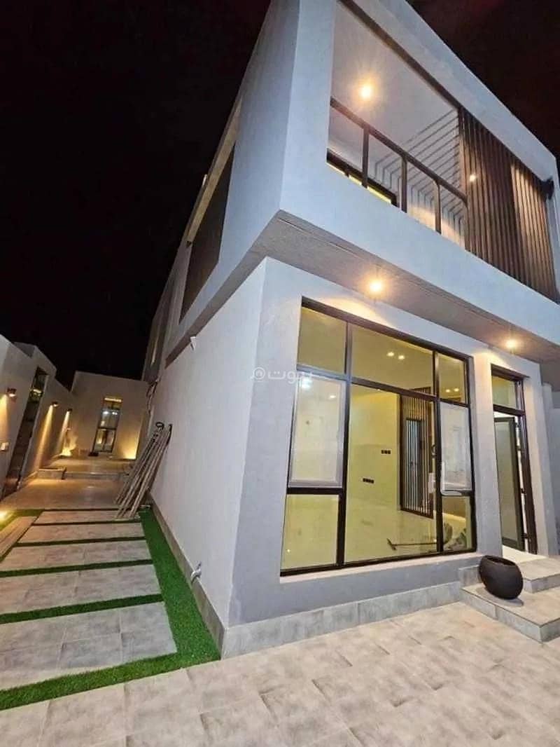 6 Rooms Villa For Sale in Al Amwaj, Al Khobar
