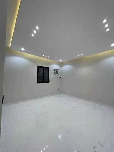 7 Bedroom Flat for Sale in Jazan, Jazan Region - 7 Room Apartment For Sale in 15 Street, Jazan