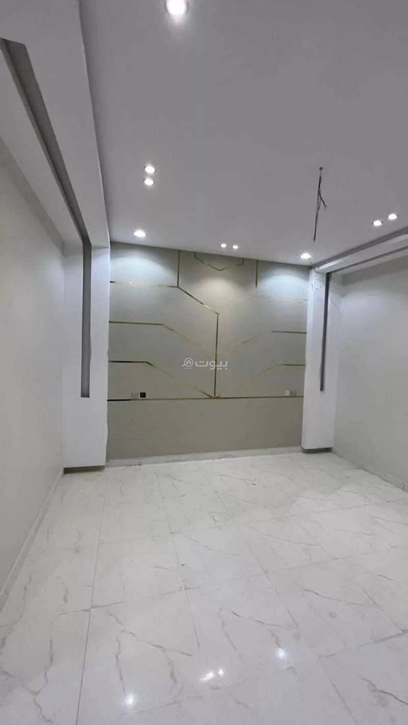 5 Rooms Apartment For Sale in Al Taif
