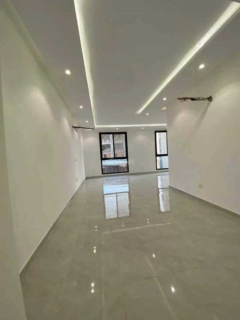 5 Room Apartment For Sale on Wahib Bin Ameir Street, Jeddah