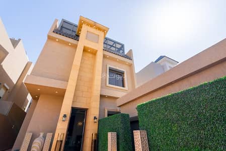 6 Bedroom Villa for Sale in Riyadh, Riyadh Region - Luxury villa for sale in Al-Malqa district, north of Riyadh
