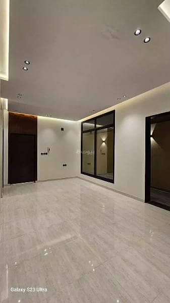 7-Room Villa For Sale in Tuwaiq, Riyadh