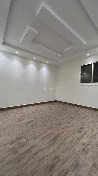 6 Rooms Floor For Sale in Tawiq, Riyadh