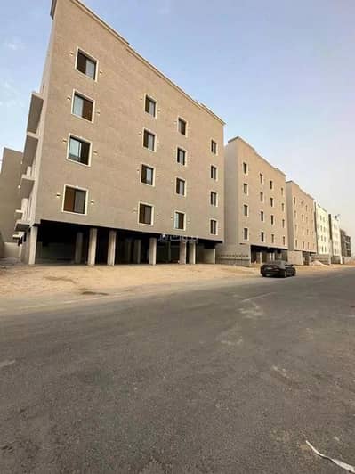 6 Bedroom Flat for Sale in Aldammam, Eastern - 6 Room Apartment For Sale in Hajar, Dammam