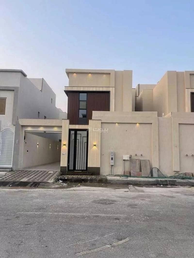 6 Rooms Villa For Sale in Al Amwaj, Al Khobar