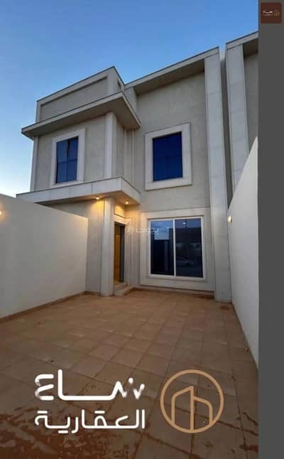 4 Bedroom Villa for Sale in Buraydah, Al Qassim Region - 4-Room Villa for Sale on 15 Street, Buraidah