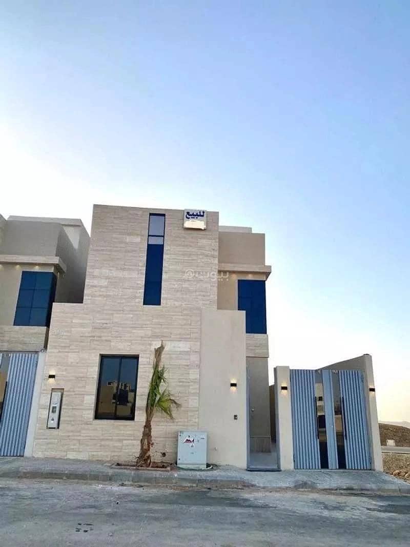 5 Room Villa for Sale, 20th Street, Al Mahdiyah, Riyadh