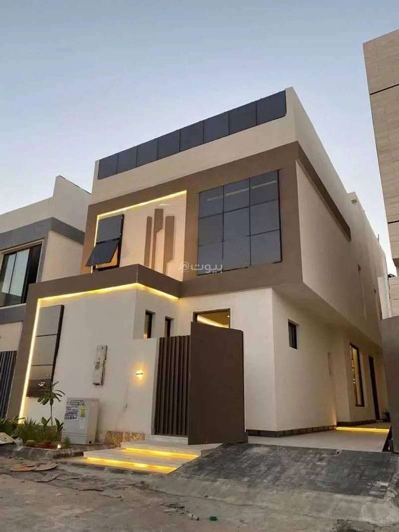 6 Room Villa For Sale on Street 20, Al-Mahdiyah, Riyadh
