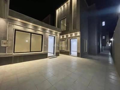 9 Bedroom Villa for Sale in Riyadh, Riyadh Region - 9-Room Villa For Sale, Street 20, Riyadh