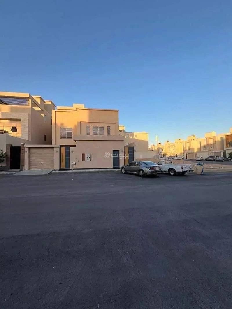8-Room Villa For Sale on Al Nafud Road, Riyadh