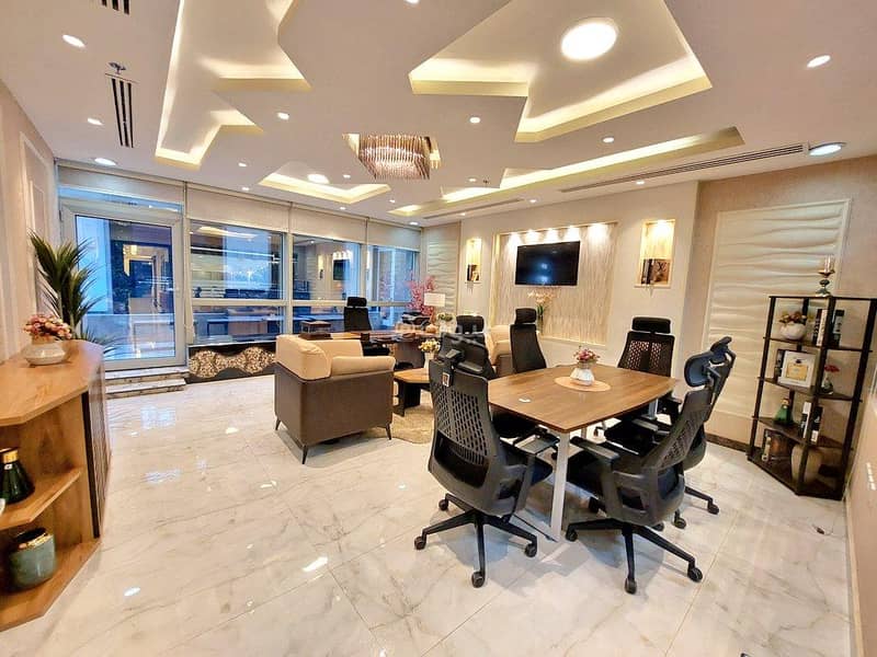 7-Room Office for Rent on King Fahd Street, Riyadh