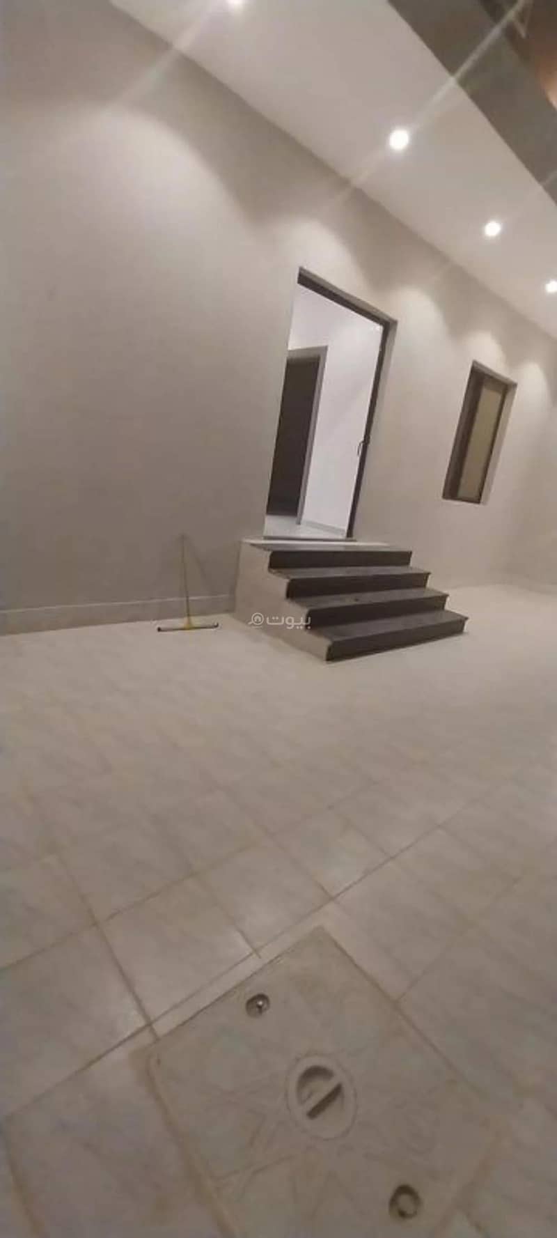 8 Room Villa For Sale in Jeddah, Al-Rahmaniya