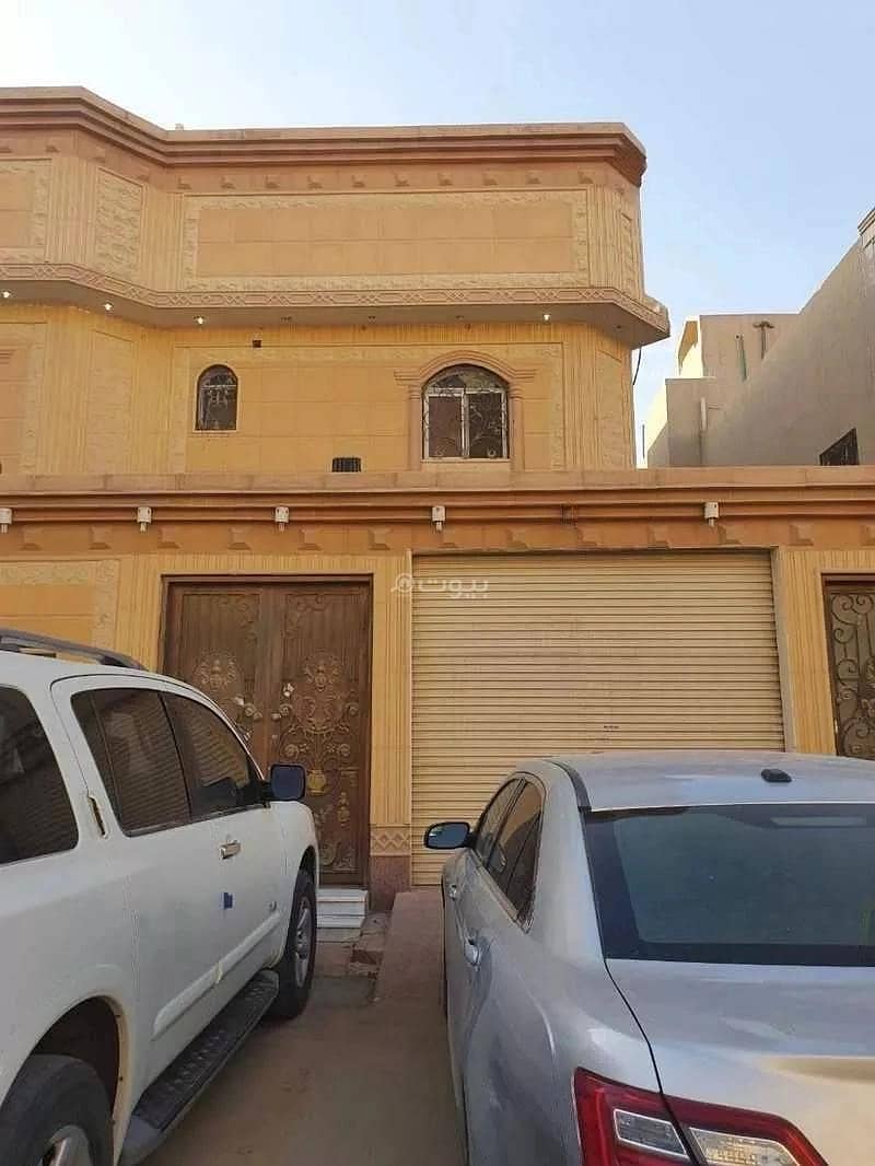 فيلا 12 غرفة للبيع في شارع روضة الأعراف، الرياض