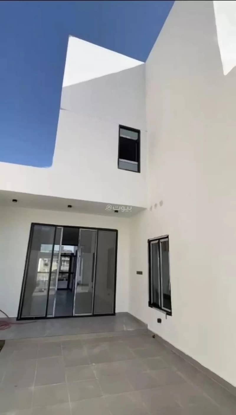 8-Room Villa for Sale Abou Kabir, Al Madinah Al Munawwarah