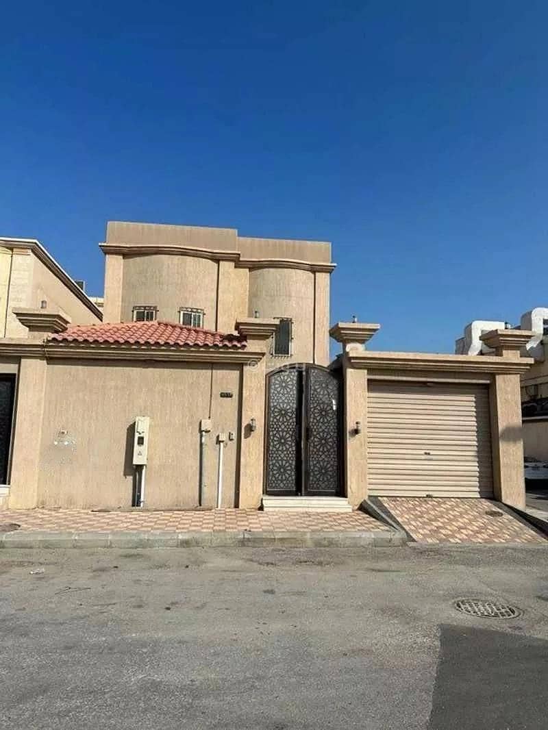 7 Bedroom Villa For Sale in Shola District, Dammam