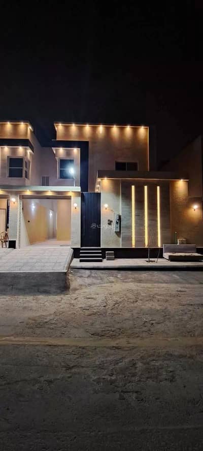 8 Bedroom Villa for Sale in Riyadh, Riyadh Region - 8 Room Villa For Sale, 30th Street, Riyadh