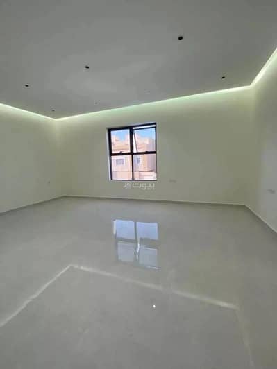 7 Bedroom Floor for Sale in Riyadh, Riyadh Region - 7 Rooms Floor For Sale in Akaz, Riyadh