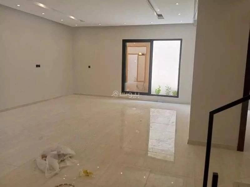 7 Rooms Villa For Sale in Ahad, Al-Dammam