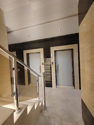 شقة 4 غرف نوم للبيع في جدة، المنطقة الغربية - شقق تصميم فندقي للبيع في العزيزية، جدة