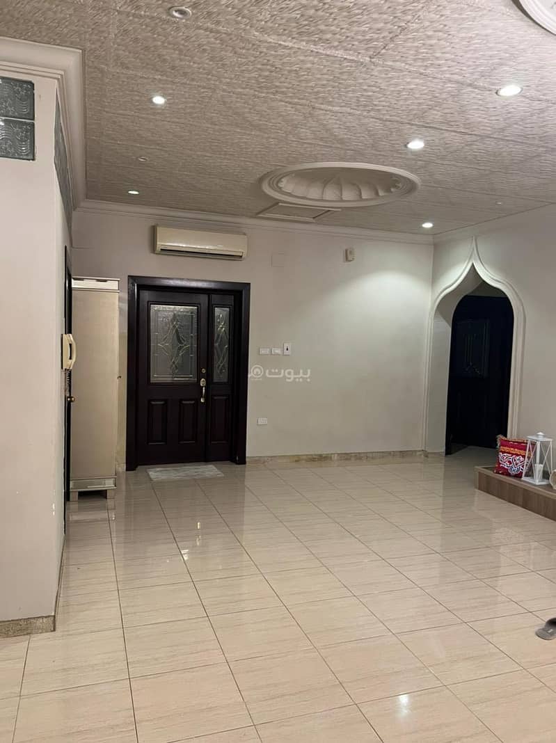 11 Rooms Villa for Sale on Al Basateen Street, Jeddah