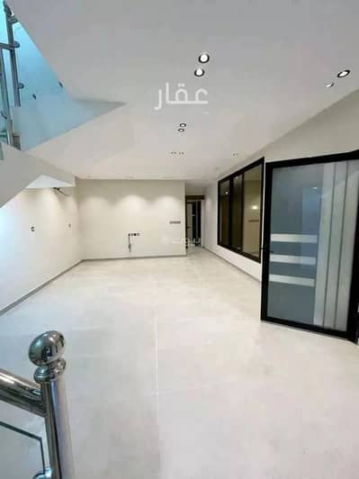 5 Bedroom Villa for Sale in Aldammam, Eastern - 5-Room Villa for Sale on Abdurrahman Ibn Aqeel Street, Dammam