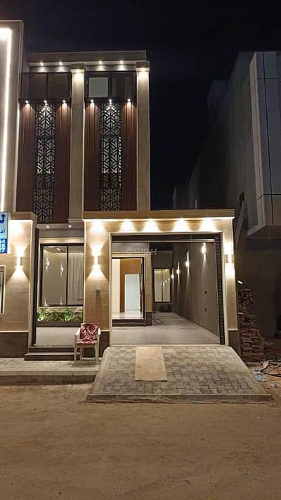 Floor for Sale in Riyadh, Riyadh Region - 5 room villa for sale in Al Ramal district, Riyadh