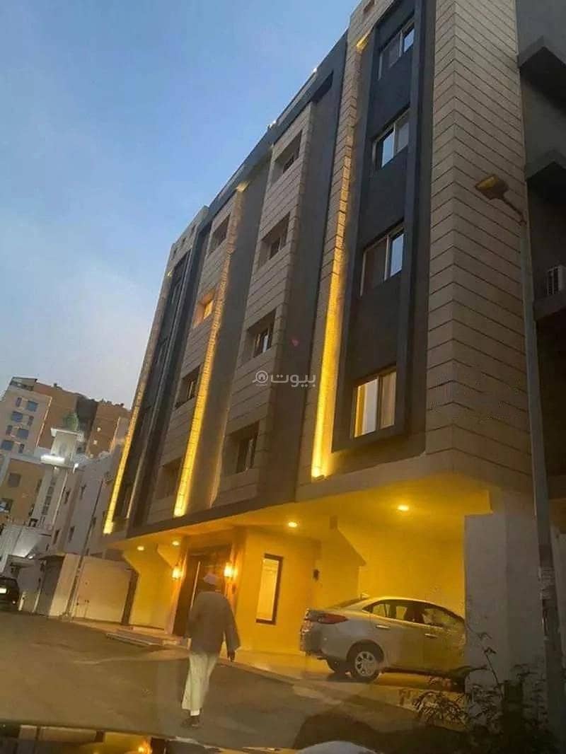 6-Room Apartment For Rent in Al Rawdah, Jeddah