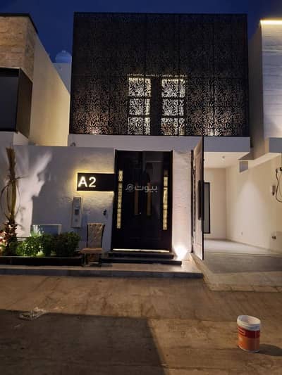 5 Bedroom Villa for Sale in Riyadh, Riyadh Region - 4 Bedroom Villa For Sale in Al Yarmouk, Riyadh